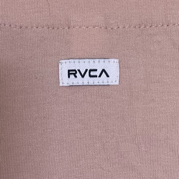 Short Sleeve V-Neck Button Down Top - Picture 3 of 6